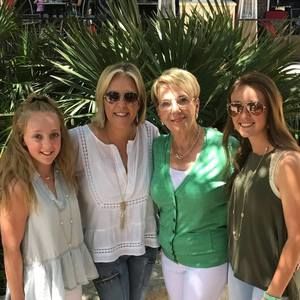 Meet your Posher, Kim